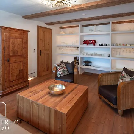 5 Sterne Gut Stohrerhof Am Ammersee In Bayern Bis 11 Personen Apartment *
